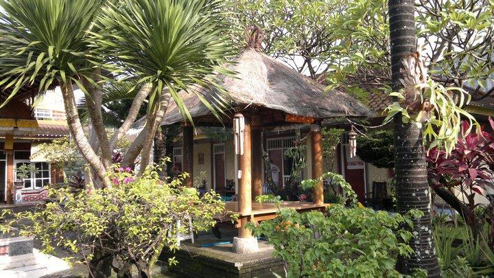 Surf Doggie Inn Kuta Lombok Εξωτερικό φωτογραφία