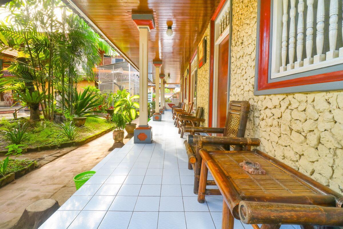 Surf Doggie Inn Kuta Lombok Εξωτερικό φωτογραφία